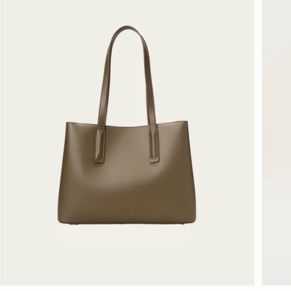 Elegant Tan Tote Bag